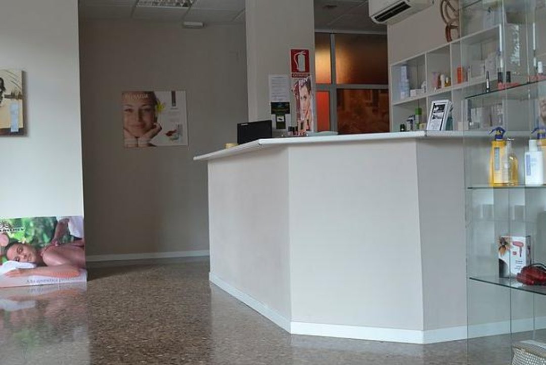 Salud Belleza y Relajación, Torrefiel, Valencia