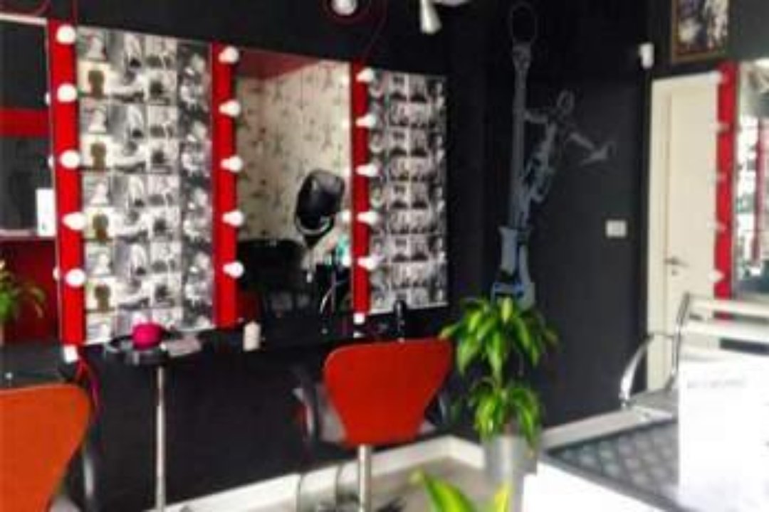 Neva Studio Peluquería, Peixaría, A Coruña