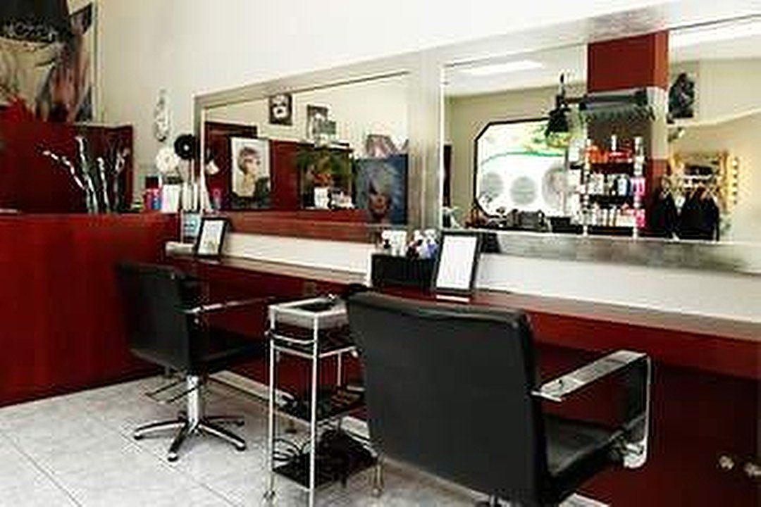 Peluquería y Belleza VO, Legazpi, Madrid