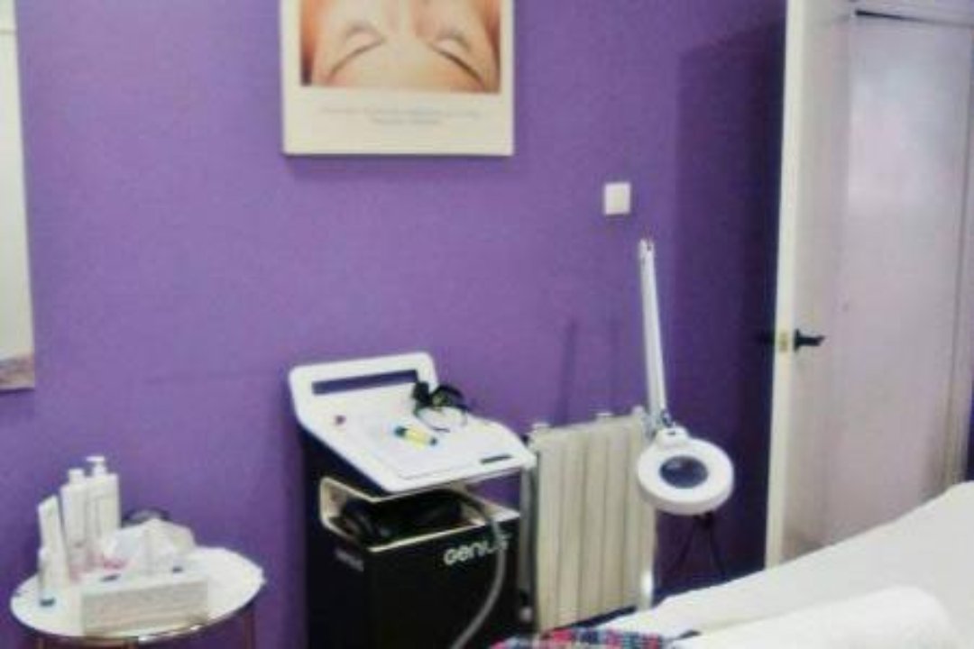 Masaje y Belleza Mónica Cadenas, Oviedo