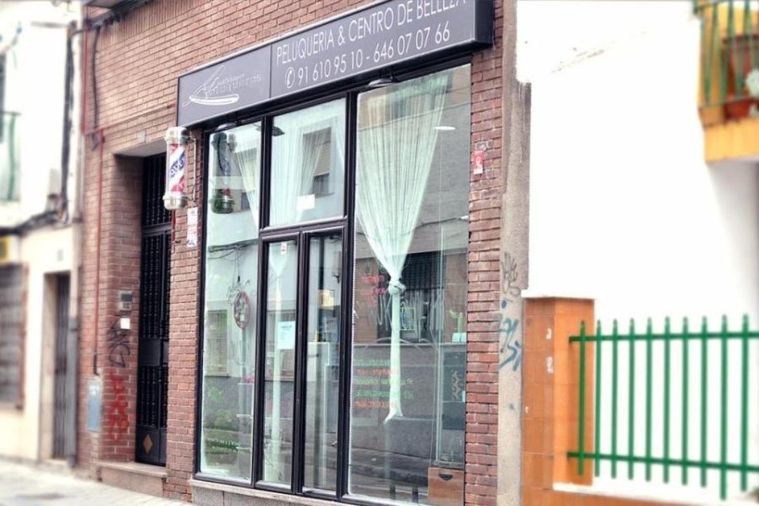 Distorsion Peluqueros, Casco Antiguo, Comunidad de Madrid