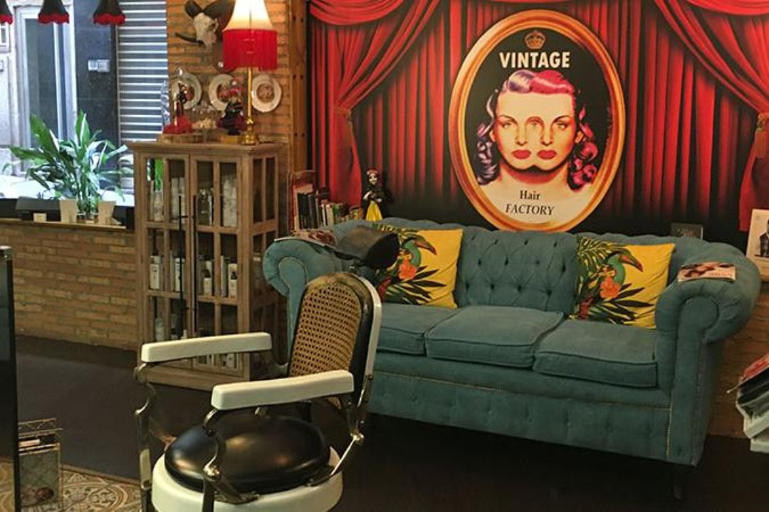 Vintage Hair Factory, Cáceres, Extremadura