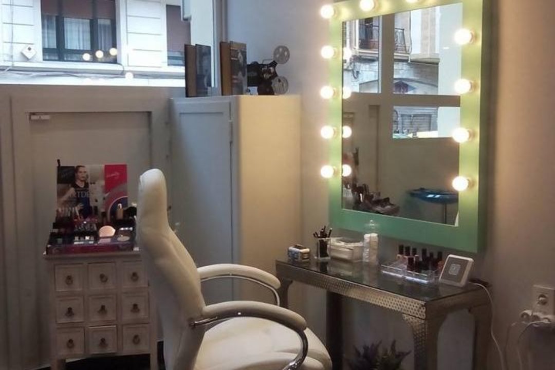 Decine estilistas, Indautxu, Bilbao