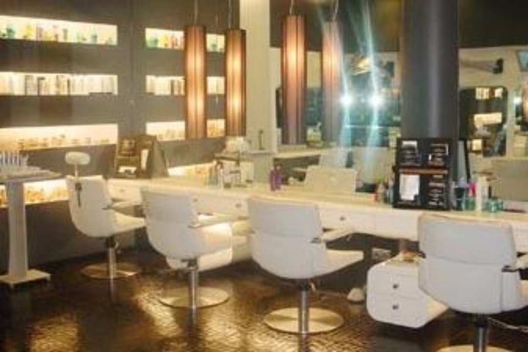 M Tag Peluquería, Basauri, Área metropolitana de Bilbao