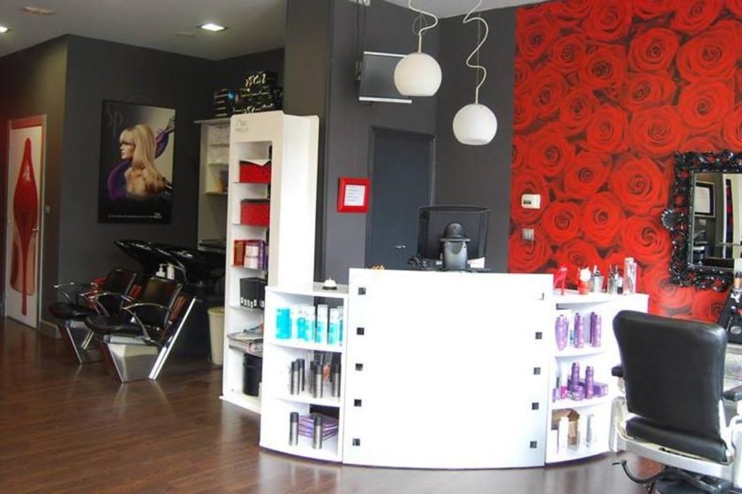 Elieen Peluqueros, País Vasco