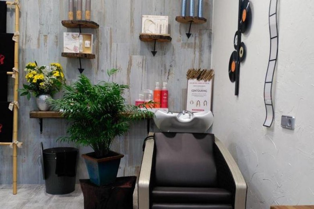 IKONIK Peluqueria & Barberia, Santander, Cantabria