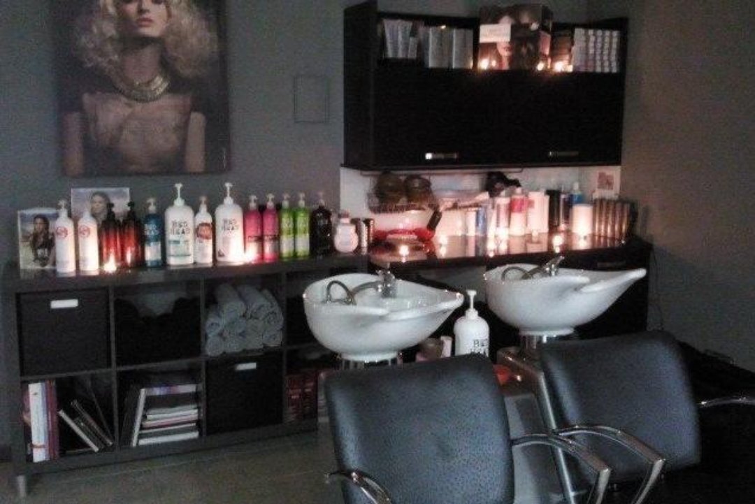 People Estilismo y Peluquería, Cantabria