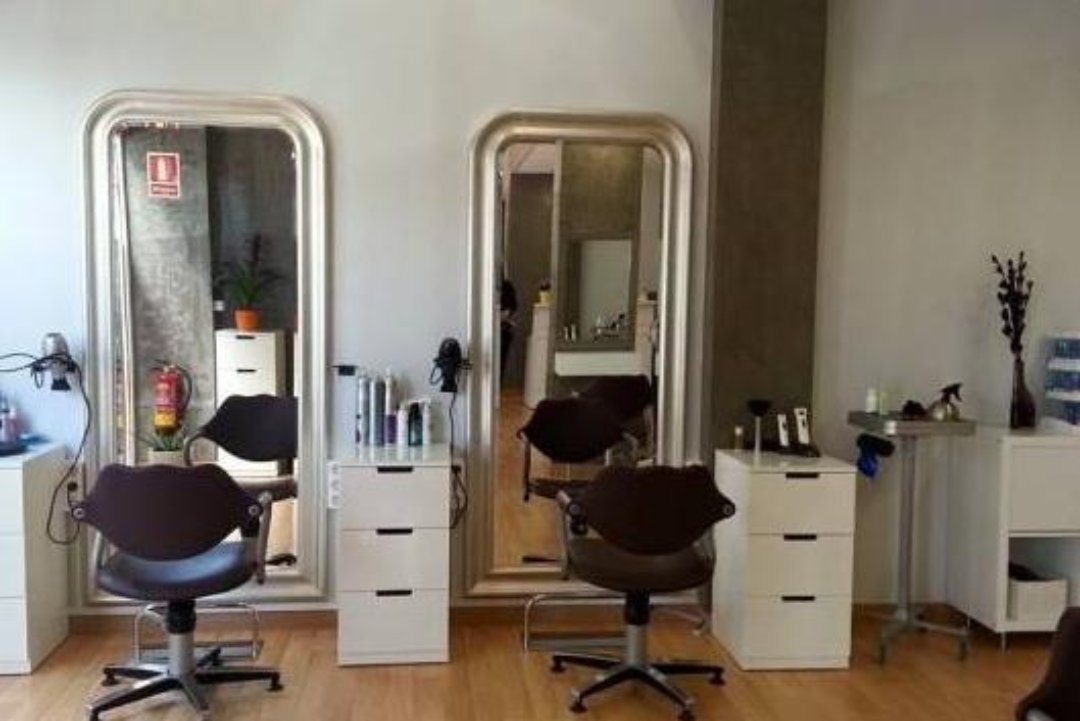 Peluquería Mercedes Fraga, Catro Camiños, A Coruña