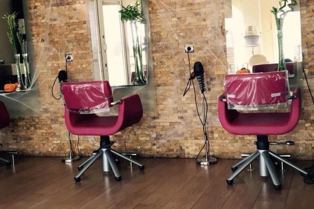 Peluqueria Laura Atencia, Provincia de Málaga