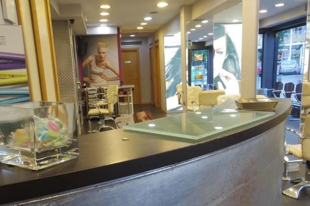 Alfonso Peluqueros, Los Príncipes-La Fontanilla, Sevilla