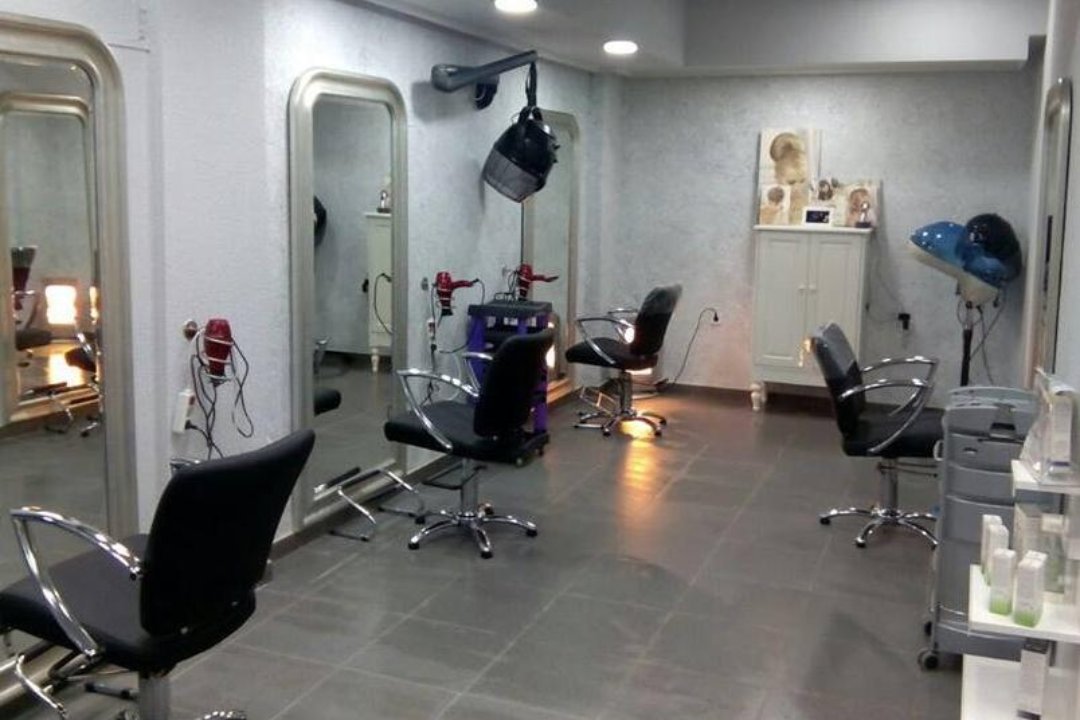 Peluquería Ana De Cano, Castillejos, Madrid