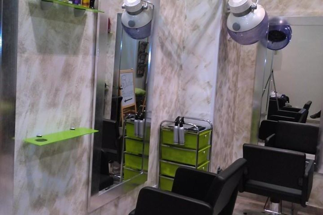 Buckles Peluqueros, Nueva España, Madrid