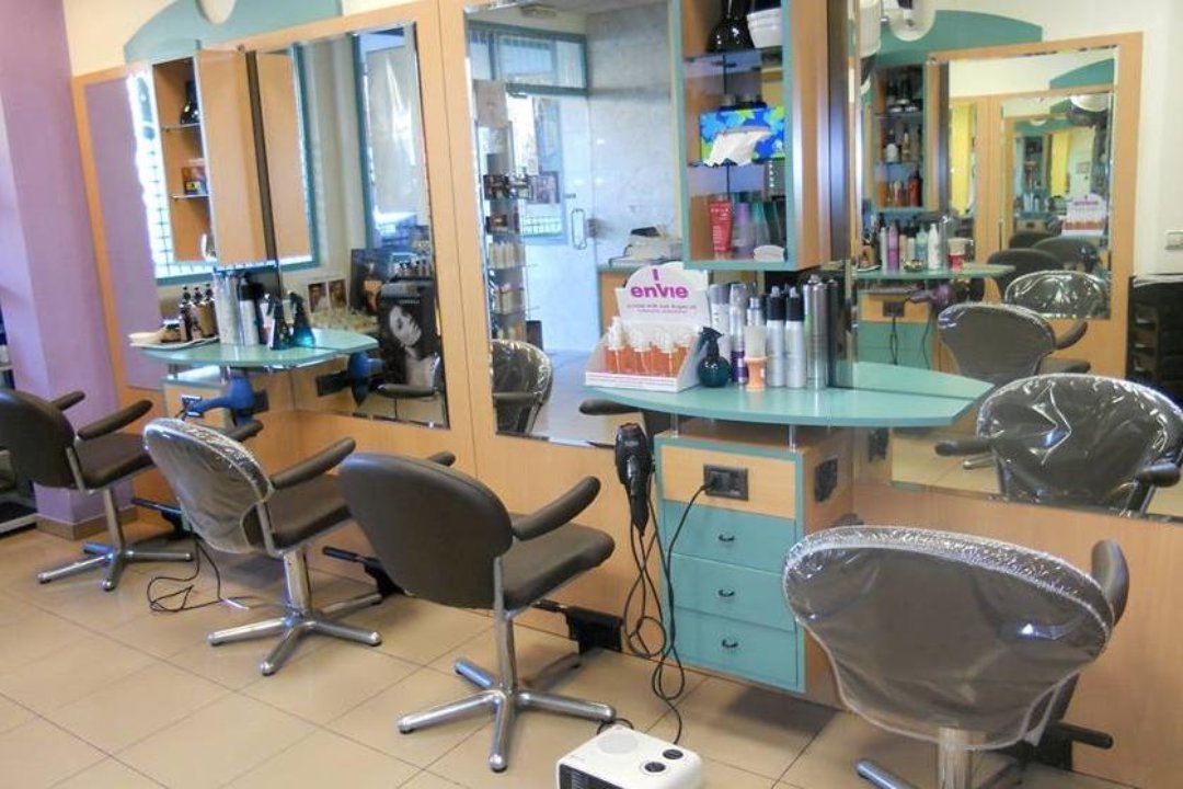 Ambos Peluqueros, Piovera, Madrid