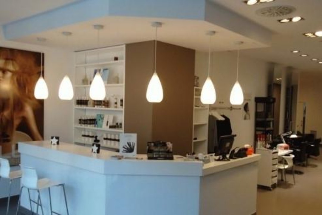 Juan Manuel Arce Estilismo & Belleza Burgos, Burgos