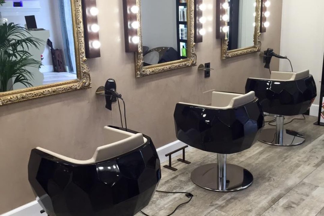 Dioni Barrera Peluqueros, Centro, Córdoba