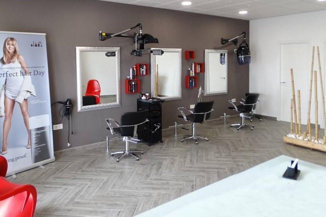 Vanesa Lara Peluqueria, Puerto de la Torre, Málaga