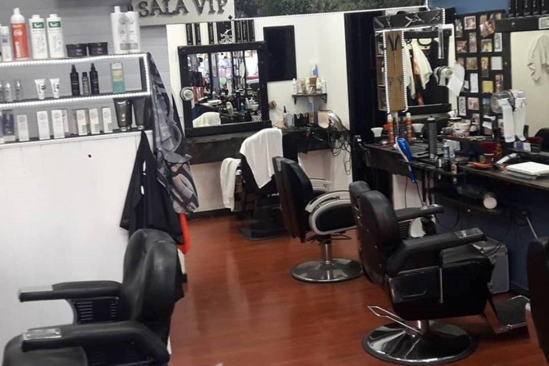 Peluquería De Caballeros Bartolí, Puerto de la Torre, Málaga