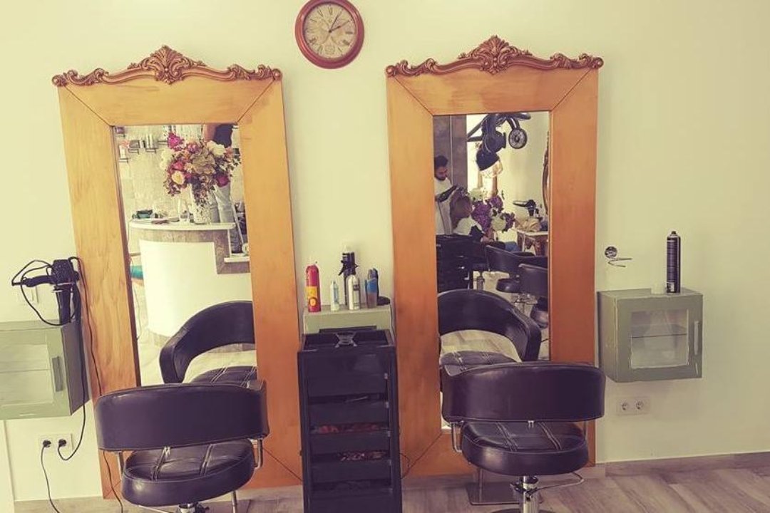 Benito Sueiro Peluquería, Huelva