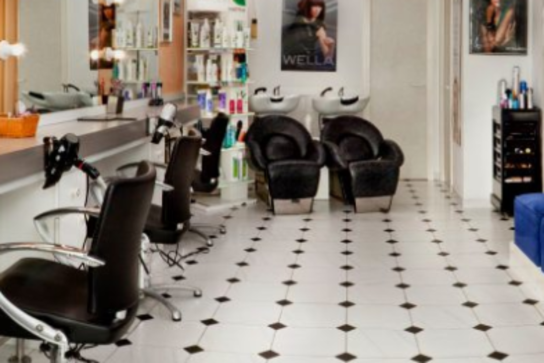 Perruqueria Donna, Provincia de Girona