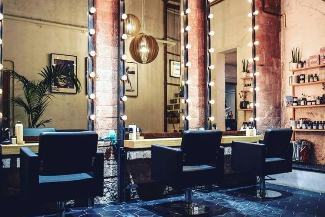 Perruqueria Camerinos, El Barri Gòtic, Barcelona