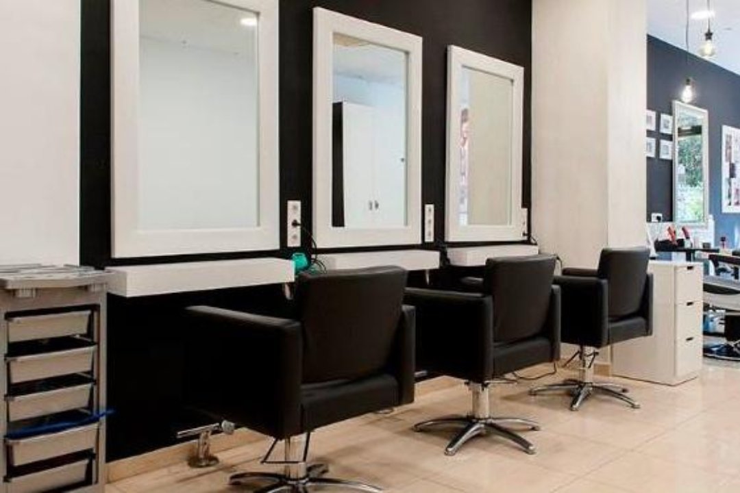 Anna Estilisme, Comunidad de Valencia