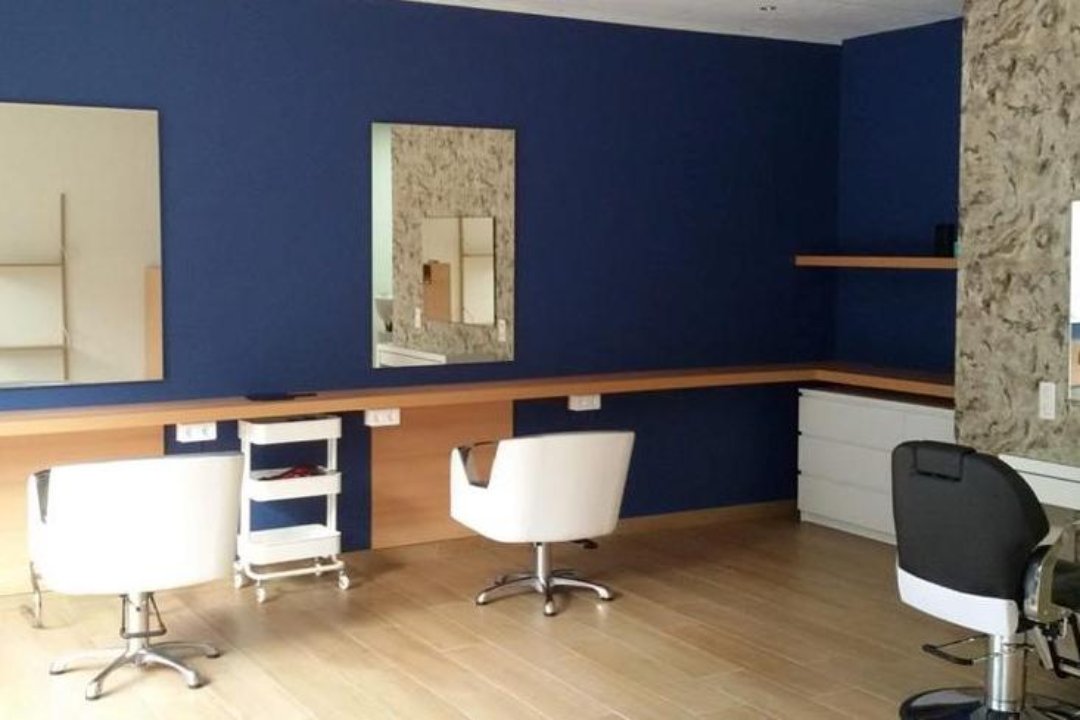 Salvador Estilista Unisex, Pobles del Sud, Valencia