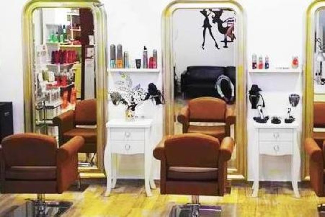 Cinnamon Espacio de Belleza, Provincia de Cádiz