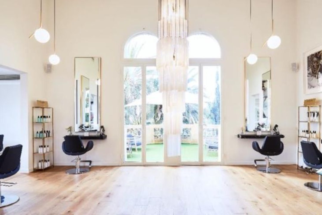 Salón Toro Escoles Pies, Sant Gervasi-Bonanova, Barcelona