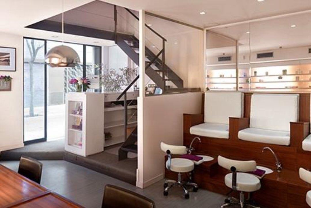 The Pink Peony Perill, Vila de Gràcia, Barcelona