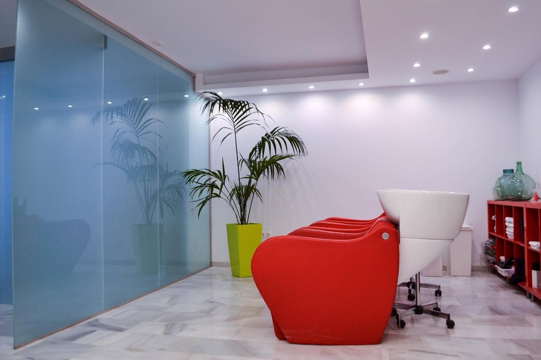 Jenuel Peluqueros Sl, Málaga