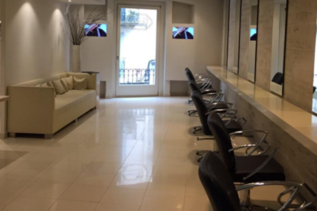 Perruqueria Nou Stil, Figueres, Provincia de Girona