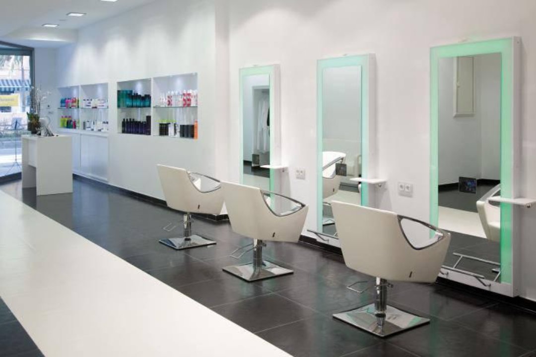 Desancho Salón de Peluquería y Estética, La Gran Via, Valencia