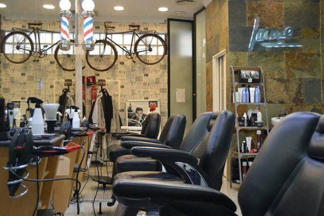 Jaime & Gianni Hombres, Nervión, Sevilla