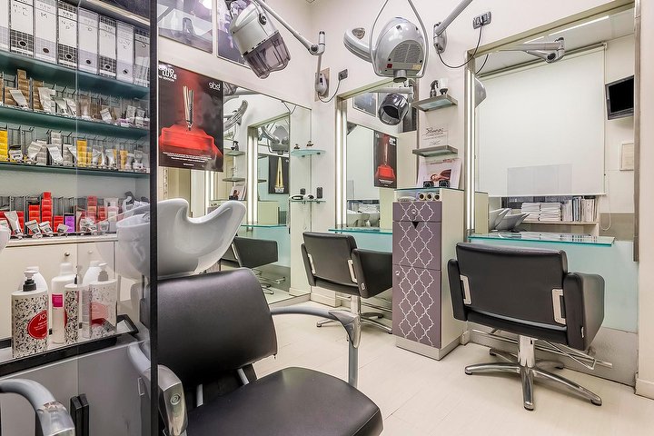 Sarino Diffusion - Coiffure Firenze - Photo de galerie - OneBooking