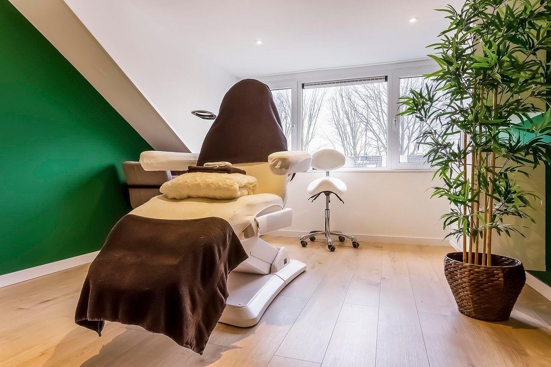 Beautysalon Aniek, Dordrecht, Zuid-Holland