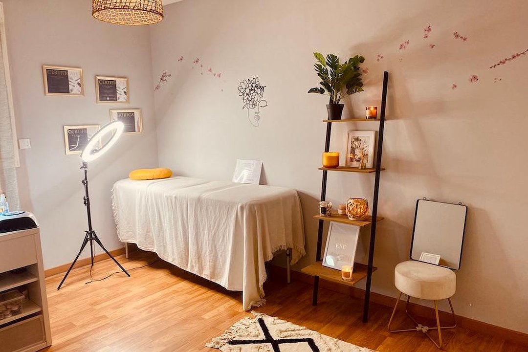 STUDIO D'ONGLES ET CILS, Haute-Garonne