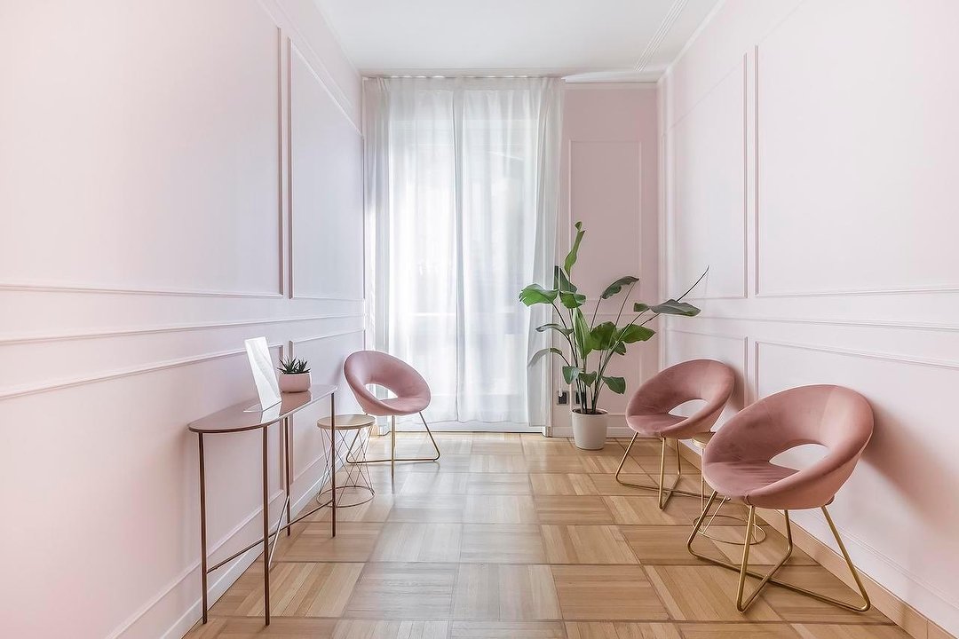 Suite Momento Cosmetics, Missori, Milano