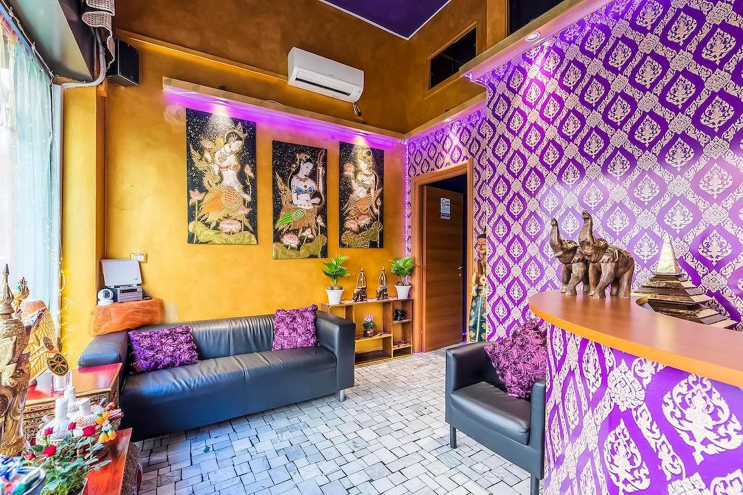 In Thai Centro Disciplina Bio Naturale, Centrale, Milano