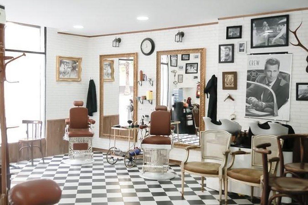 Barbería Los Honorables 1, L'Hort de Senabre, Valencia