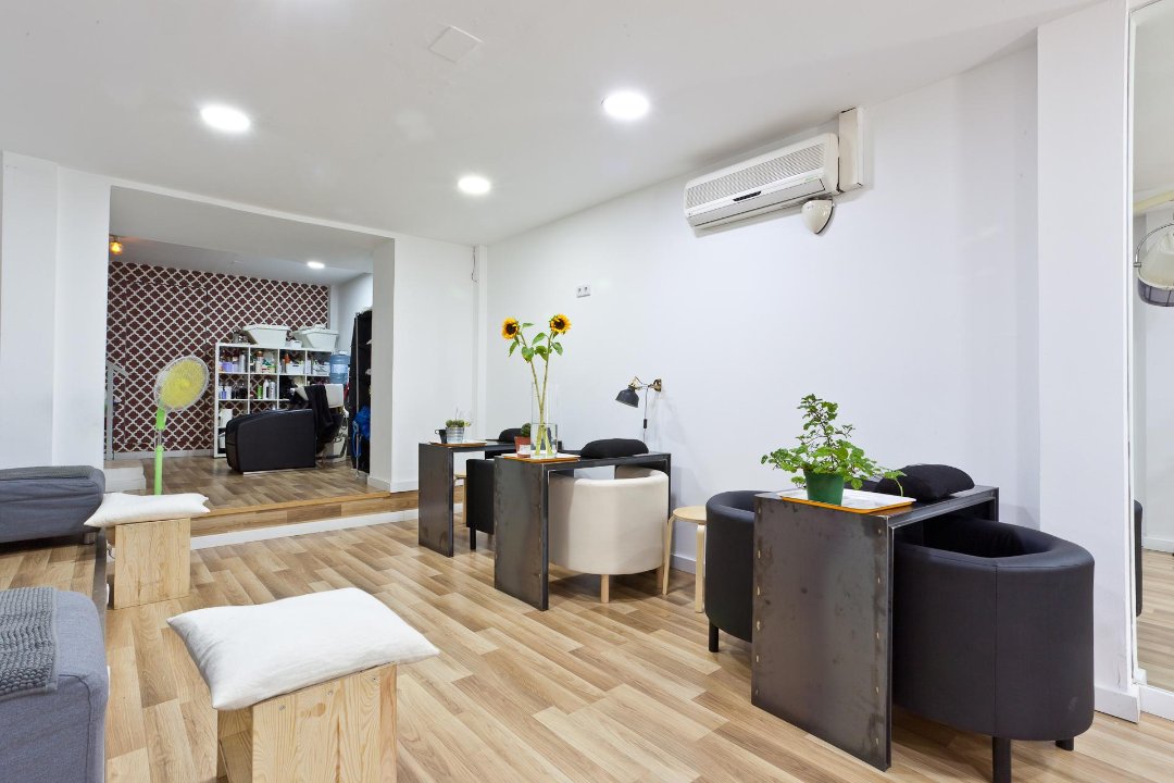 Cristina's Peluquería, Sant Antoni, Barcelona