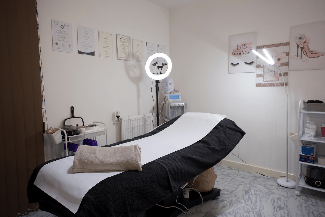 Body La Perla  Beauty Salon in Old Ford, London - Treatwell