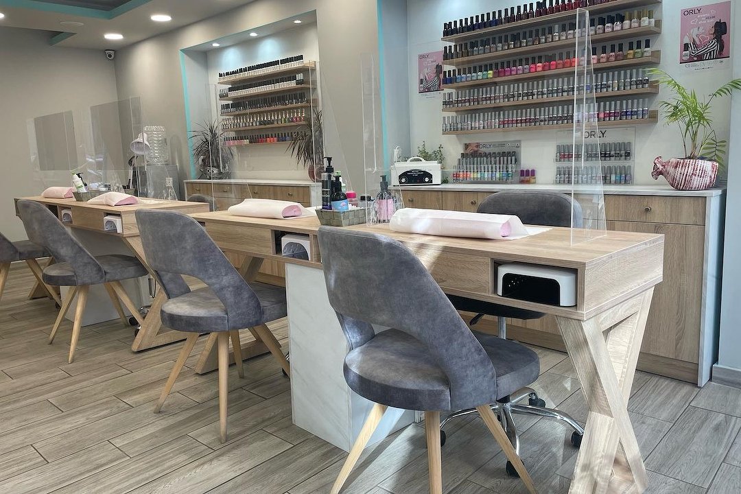 Nailcat, Vyronas, Αττική
