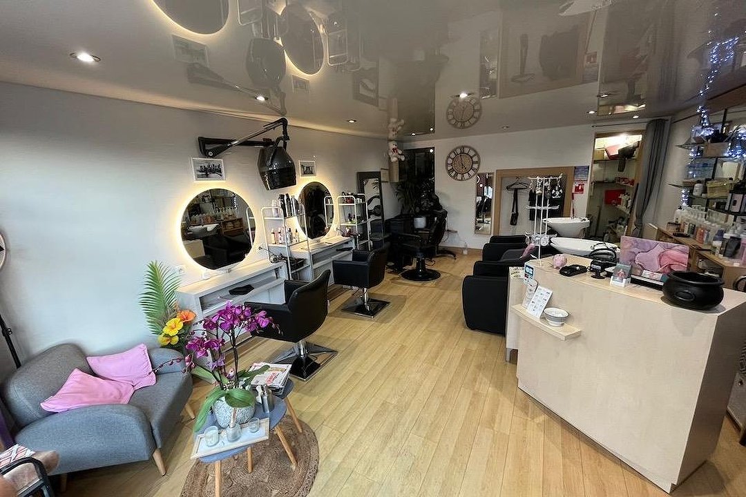 Expression coiffure, Oyonnax, Ain