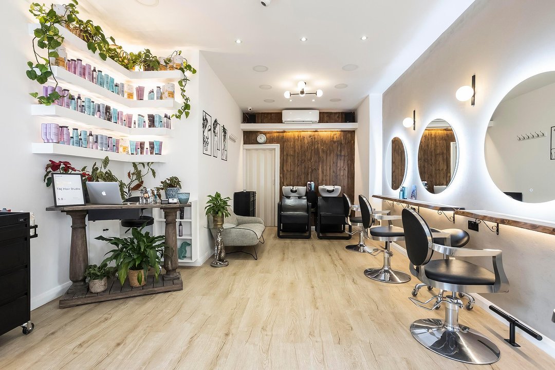 Top 20 places for Hair Extensions near White City London Treatwell