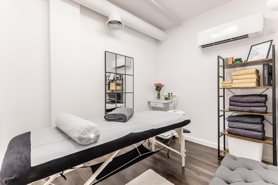 Clover Massage Studio, Baker Street, London