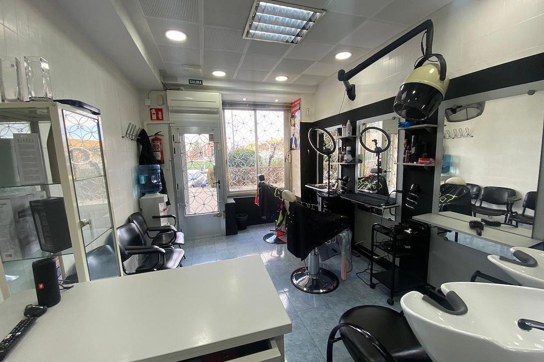Valhalla Barber Shop, Pueblo Nuevo, Madrid