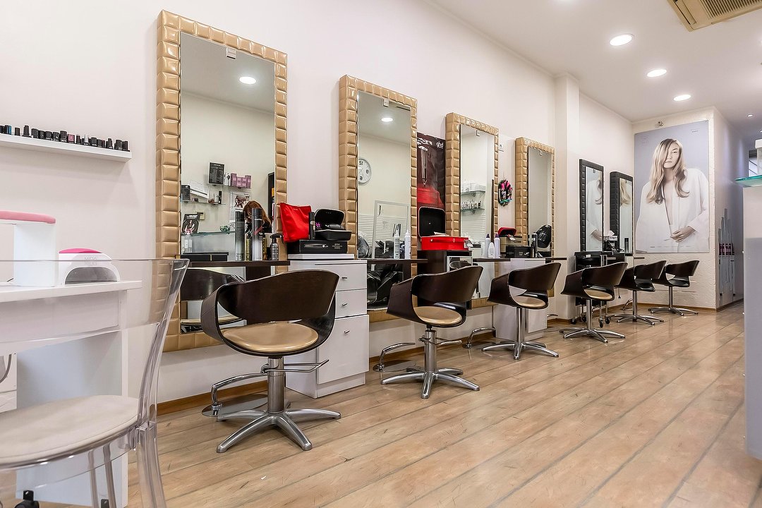 Daniela Melis Parrucchiere e Estetica, AXA, Roma