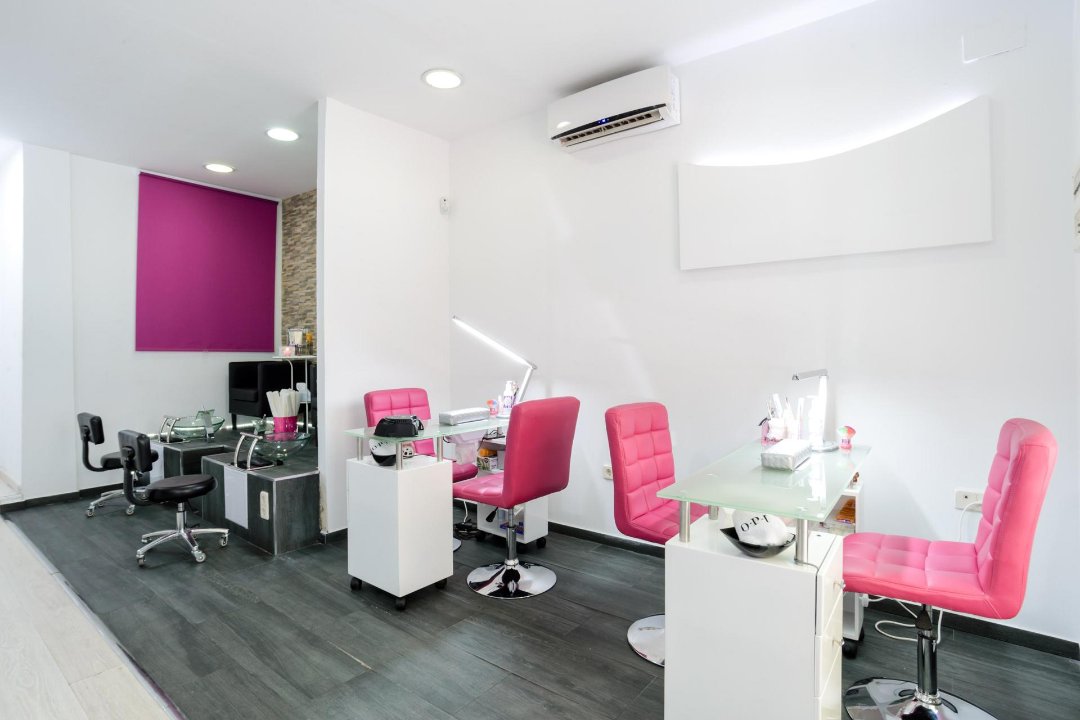 American beauty nails & more, Pacífico, Madrid