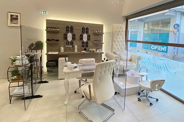 Timeless Spa Athens