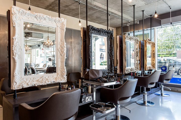 Live True London - Vauxhall - Coiffure Unit 8, Flagstaff House - Photo de galerie - OneBooking